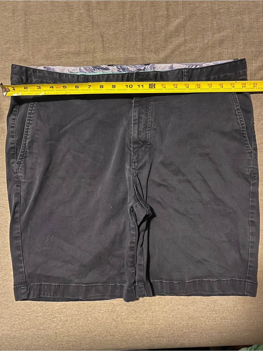 Tommy Bahama Men's Dark Navy Flat-Front Shorts